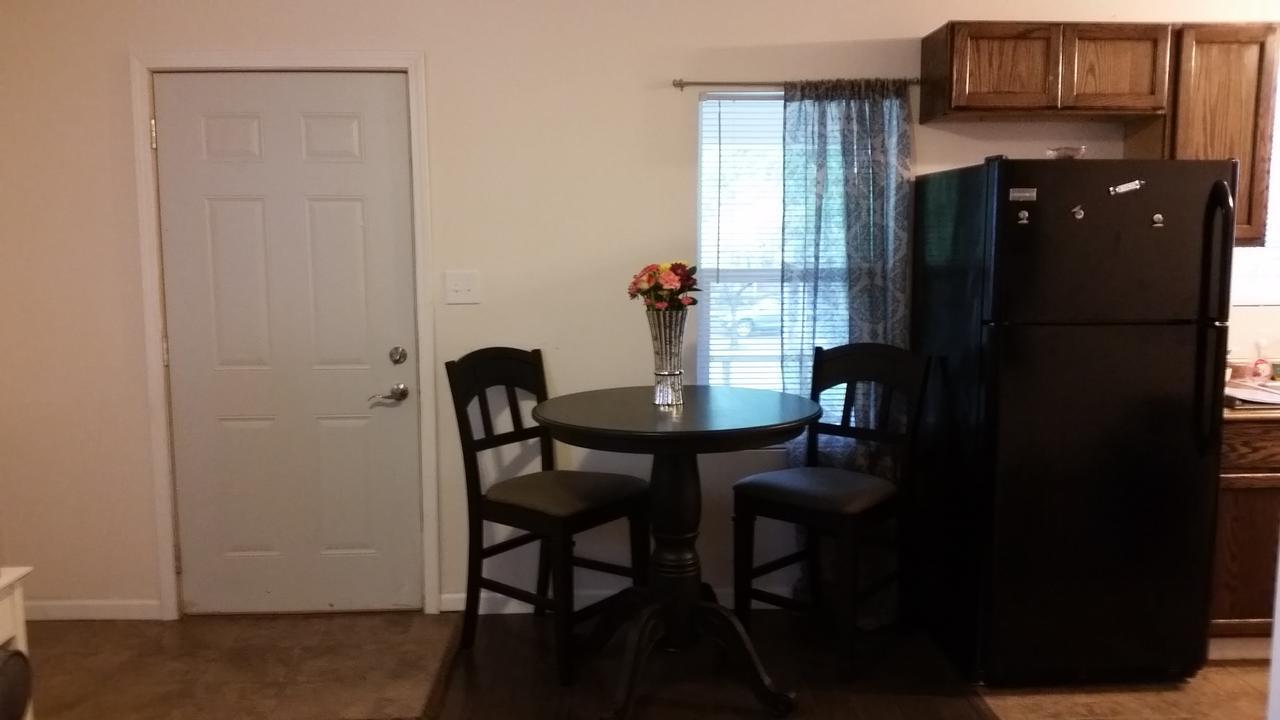 1551 Sturm Ave Apartment