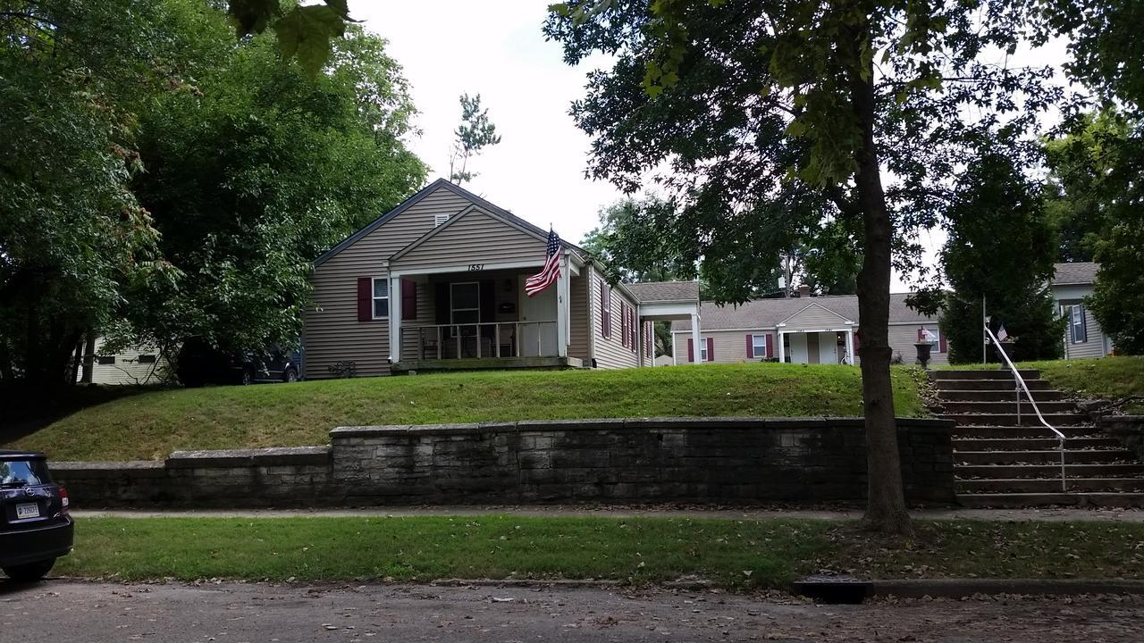 1551 Sturm Ave Apartment *