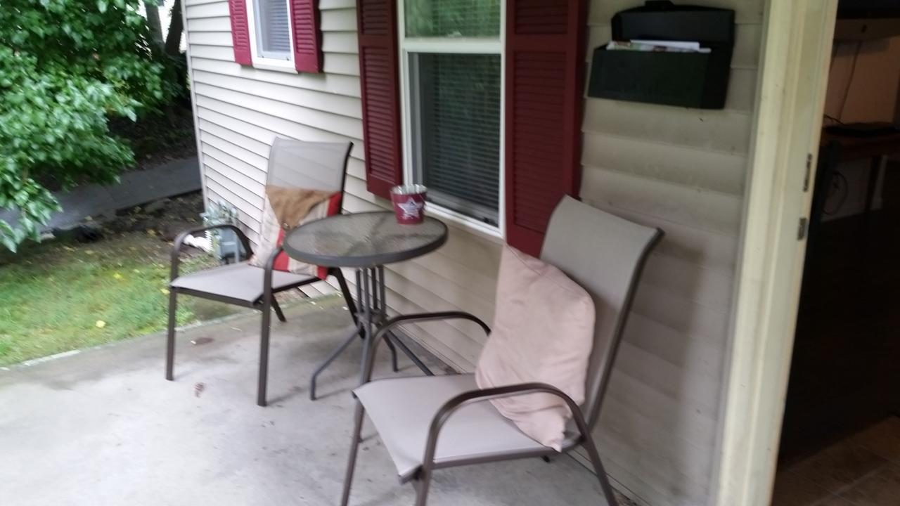 1551 Sturm Ave Apartment