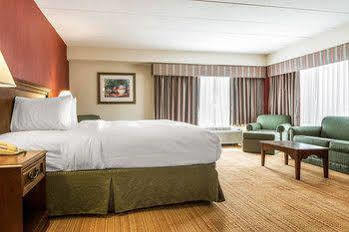 Clarion Hotel Indianapolis
