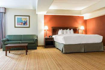 Clarion Hotel Indianapolis