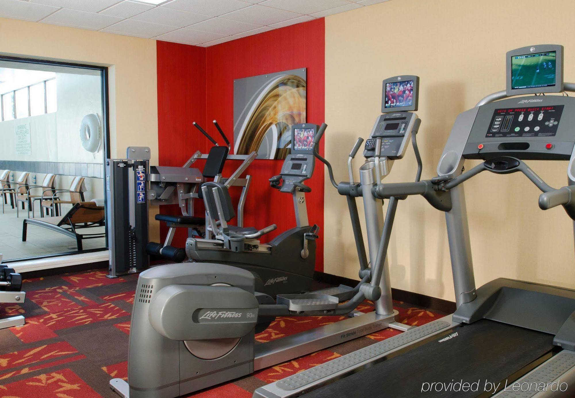 Courtyard By Marriott Airport Indianapolis