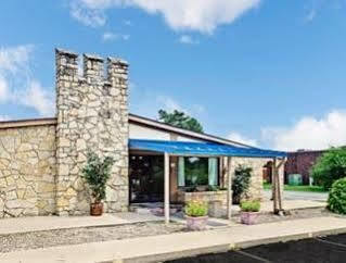 Knights Hotel Indianapolis