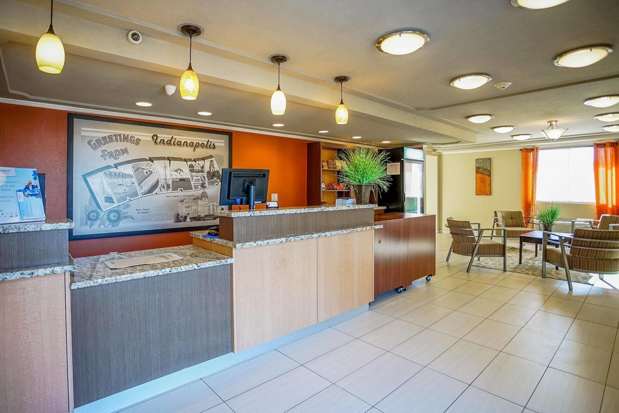 Hotel Day's & By Wyndham Airport East 2*