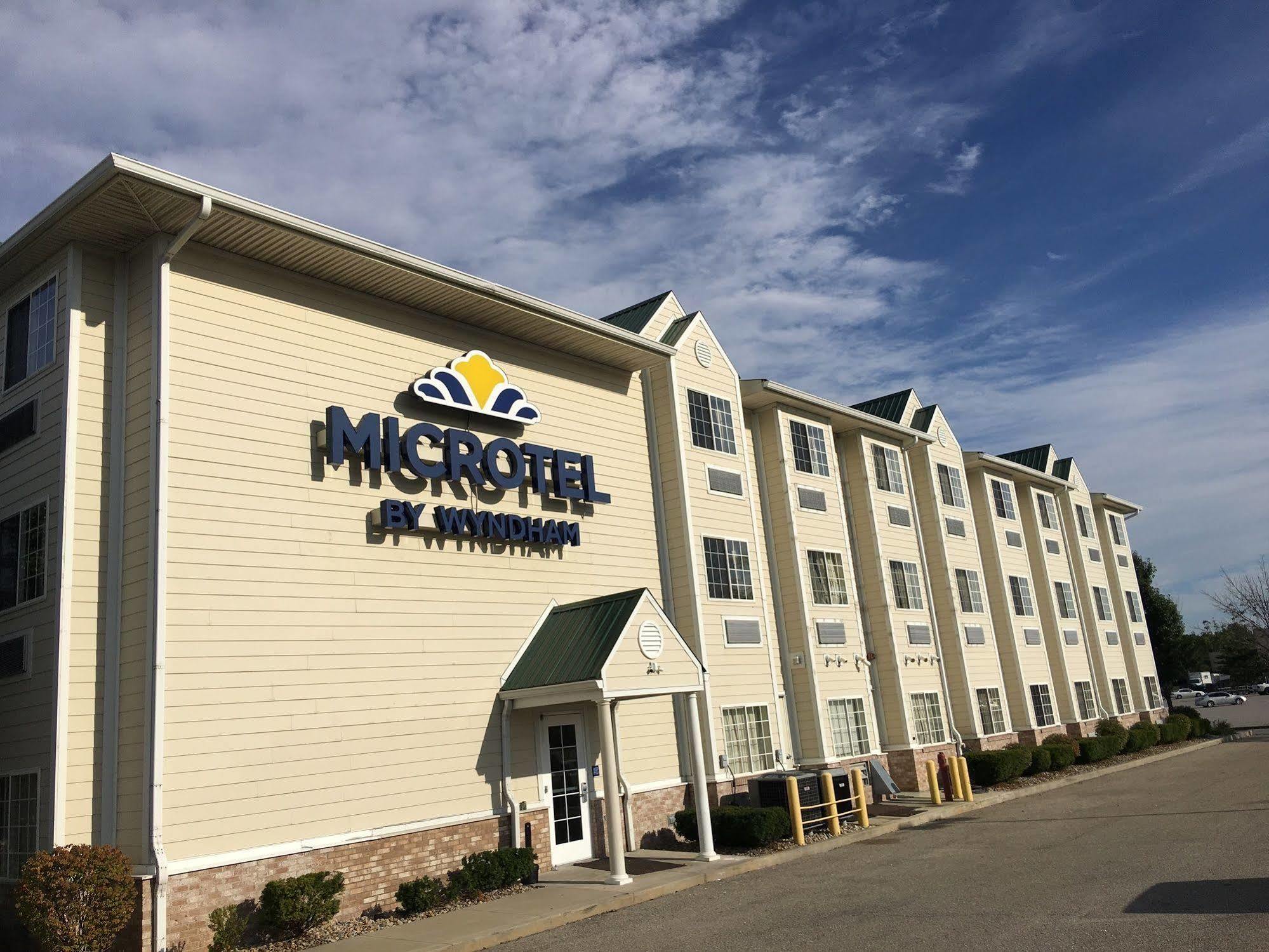 Microtel & By Wyndham Airport