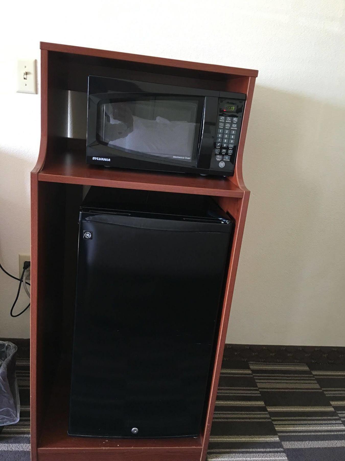 Hotel Microtel & By Wyndham Airport