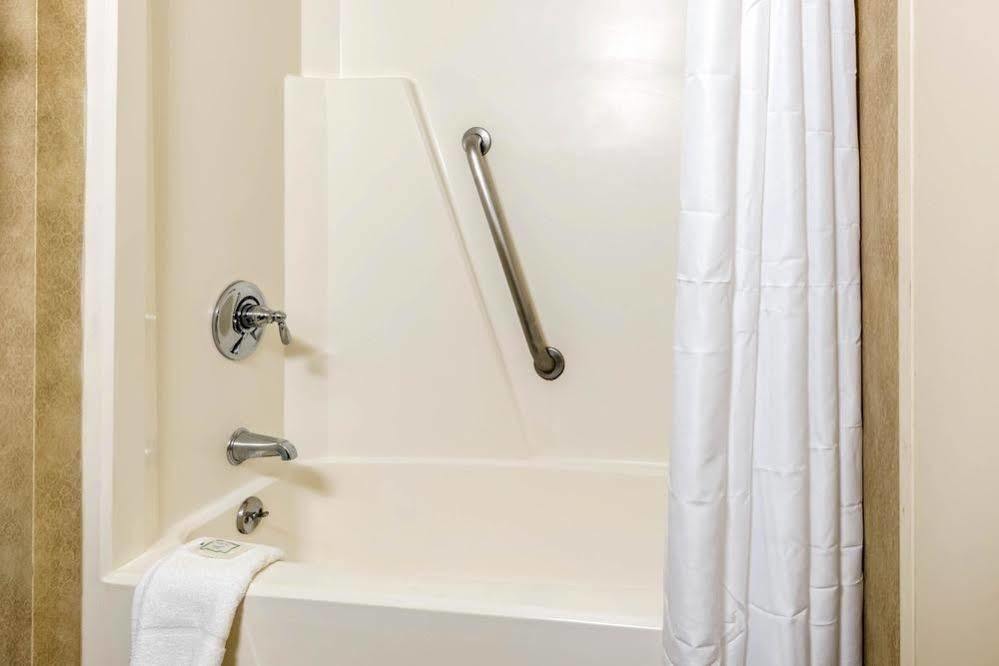 Clarion Hotel Indianapolis