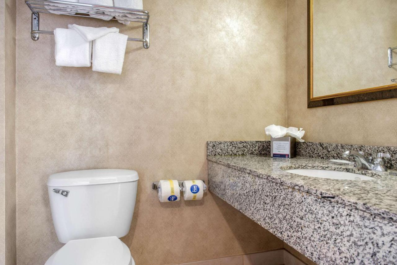 Clarion 3* Indianapolis