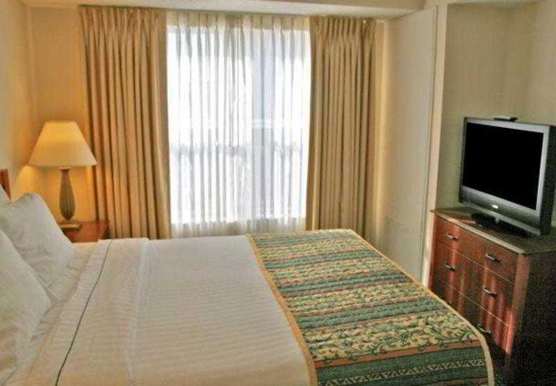 Northwest Hotel 3*