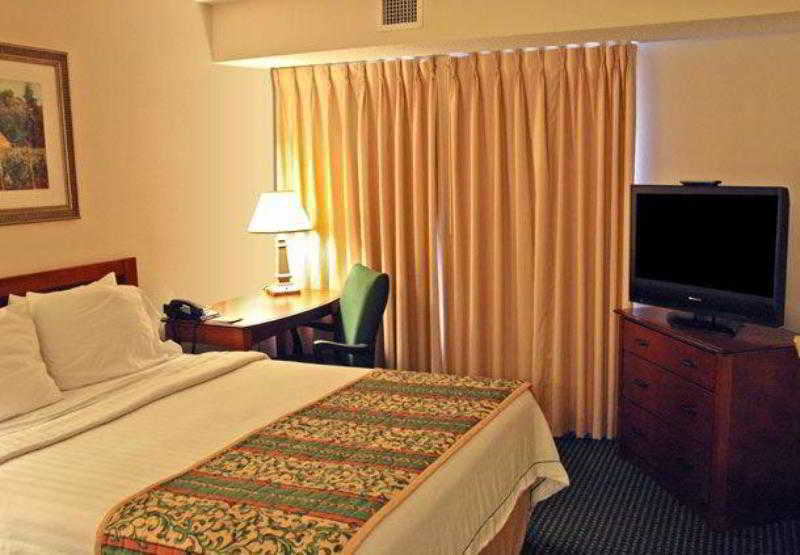 Northwest Hotel Indianapolis