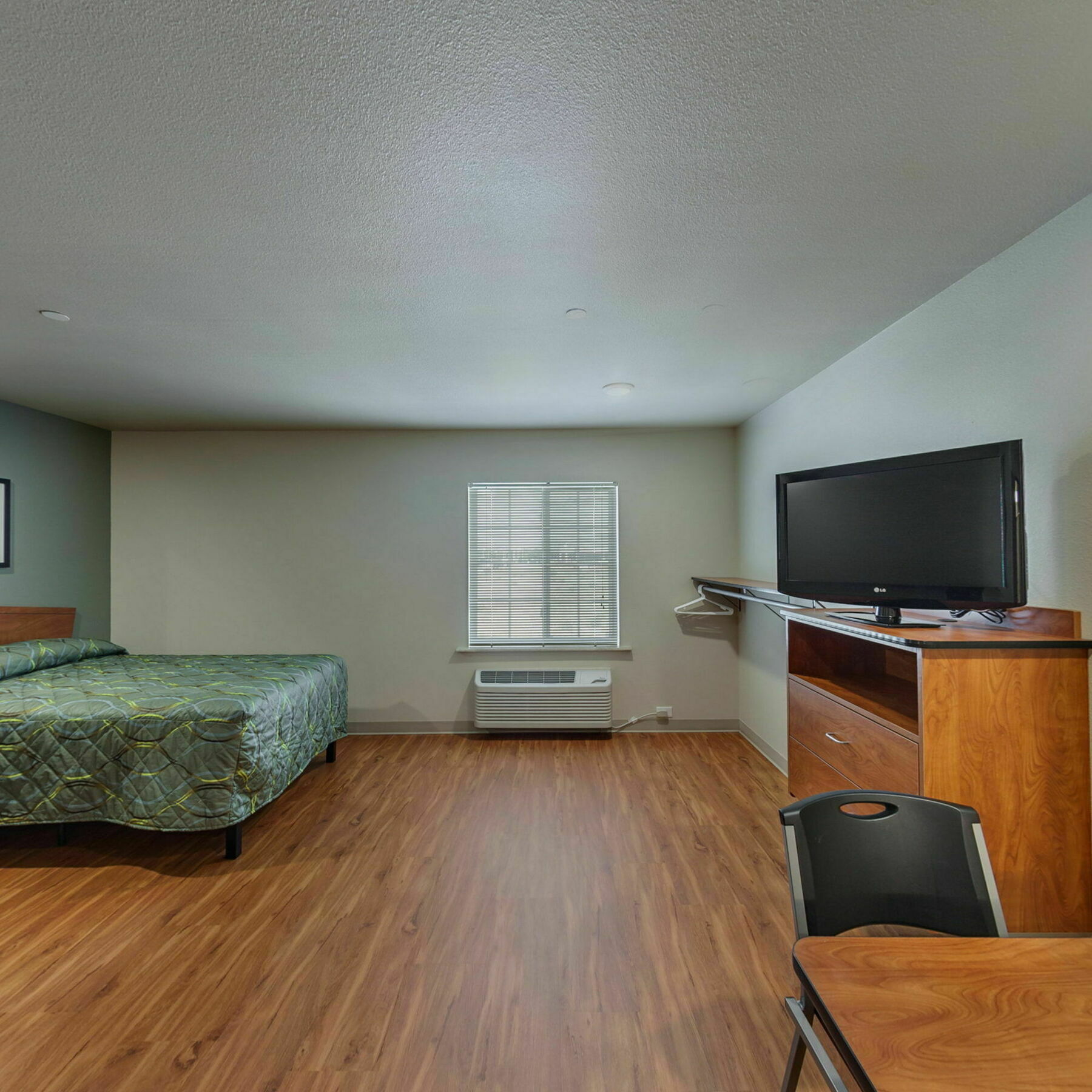 Extended America Select - - Lawrence Hotel 2*