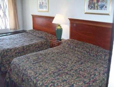 Knights Hotel