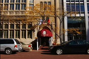 Columbia Club 4*