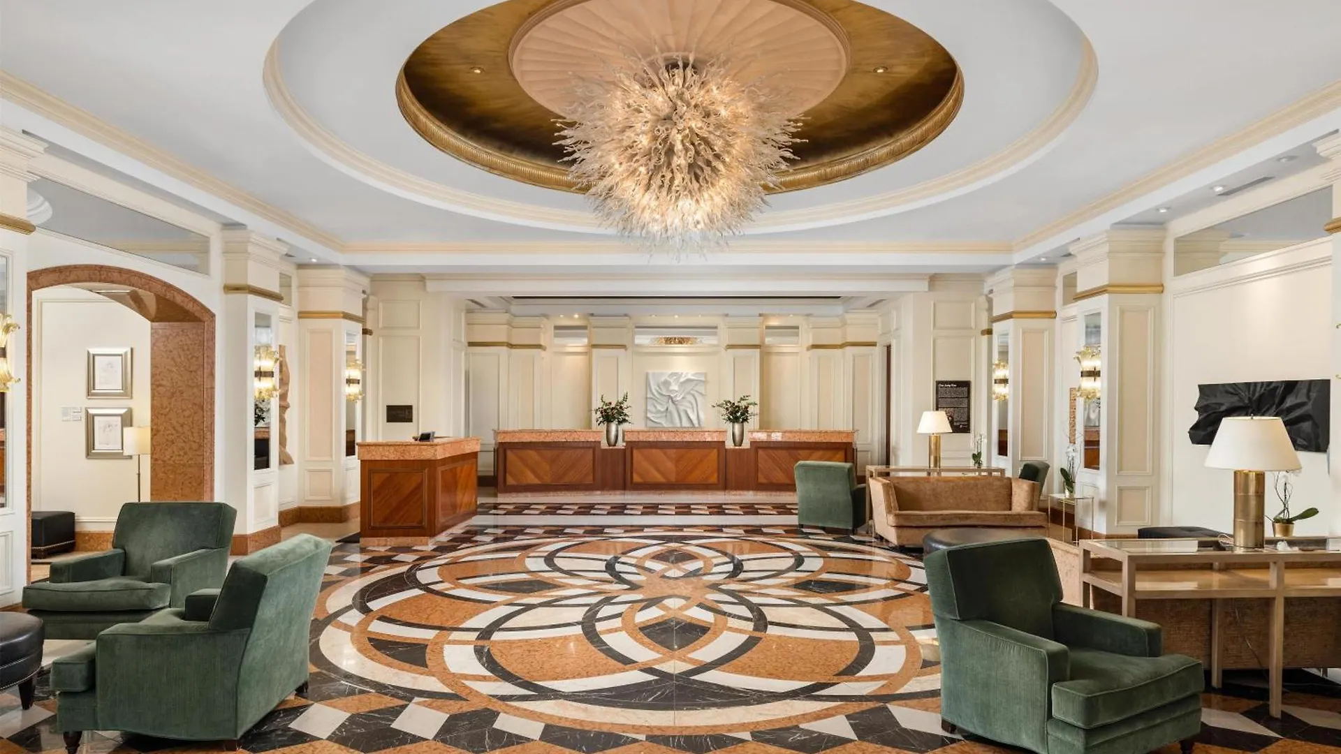 Top Hotels in Downtown Indianapolis for Every Traveler